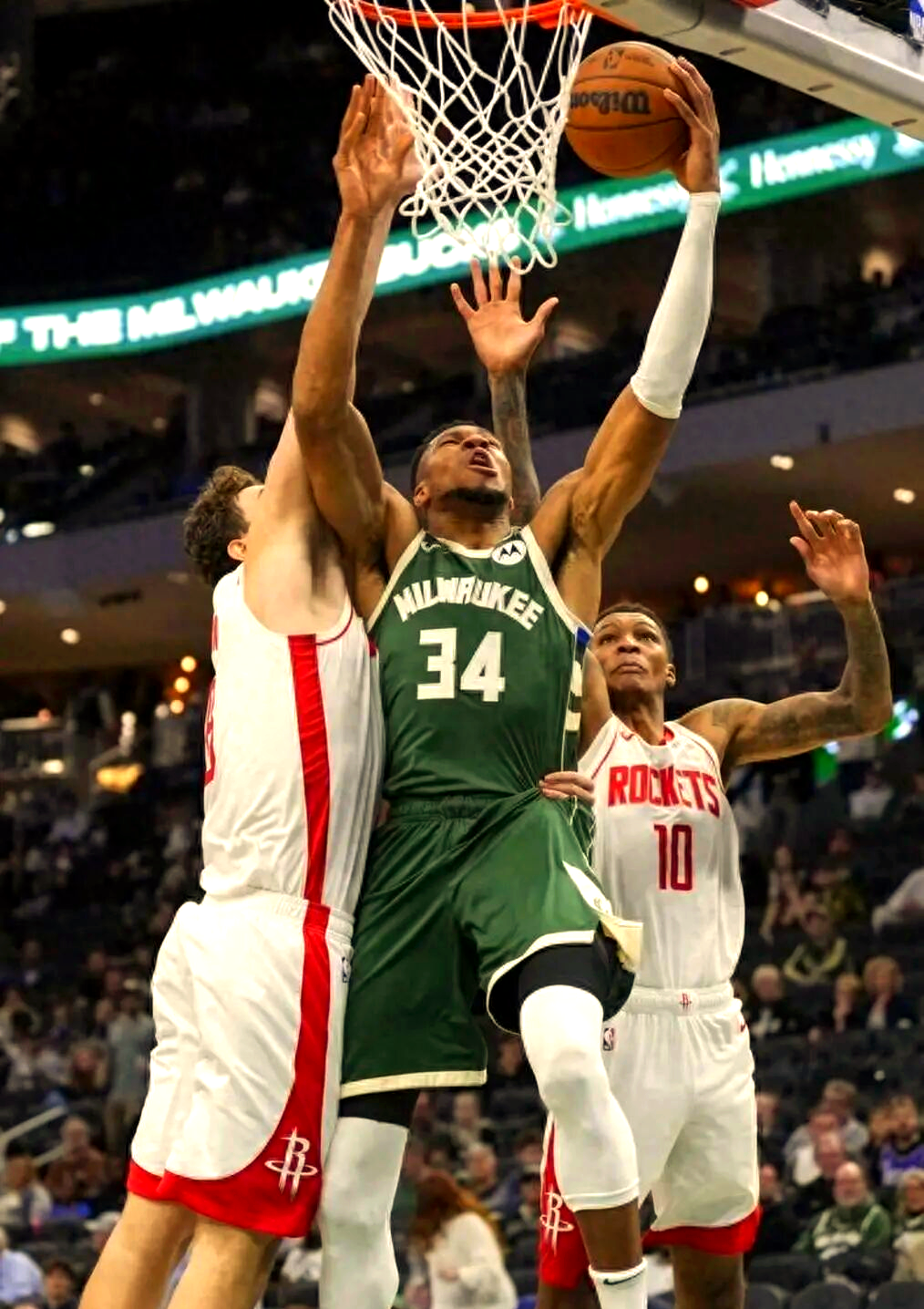 包含雄鹿王牌球员创赛季得分新高，媒体热捧，开始能力就是设计.的词条如意体育官方网站