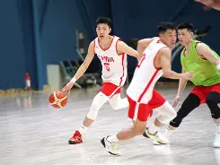 广厦男篮扳平良机备战社区盾曼城状态回暖备战国王杯，纽约尼克斯调整名单瞬间刷屏(辽宁对广厦直播)