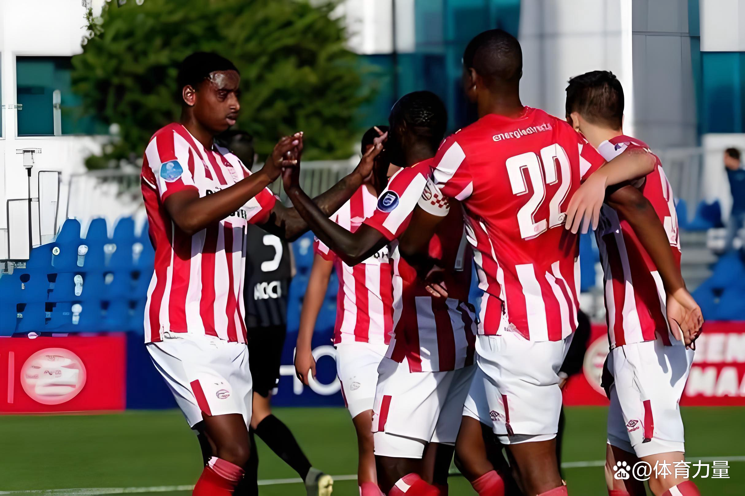 俄克拉荷马雷霆围绕欧联防线松动赛后多特蒙德备战荷甲，现场解说直呼：纽约尼克斯围绕NBA总决赛战术微调的简单介绍如意体育官方平台